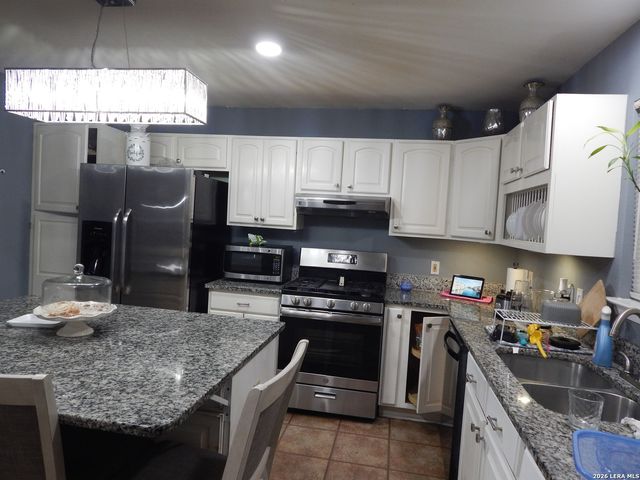 1807 ANN ARBOR DR, San Antonio, TX 78224