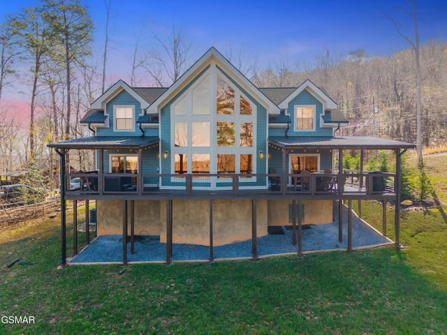 3360 Priscilla Heights Lane, Sevierville, TN 37862
