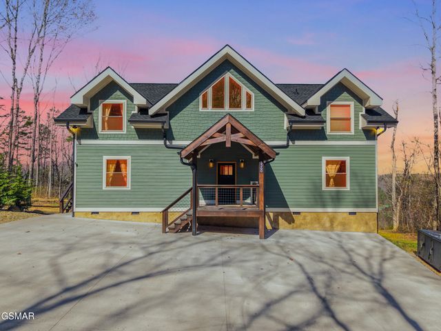 3360 Priscilla Heights Lane, Sevierville, TN 37862