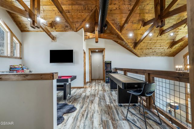 3360 Priscilla Heights Lane, Sevierville, TN 37862