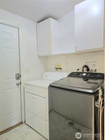 518 W Lee Avenue, Westport, WA 98595