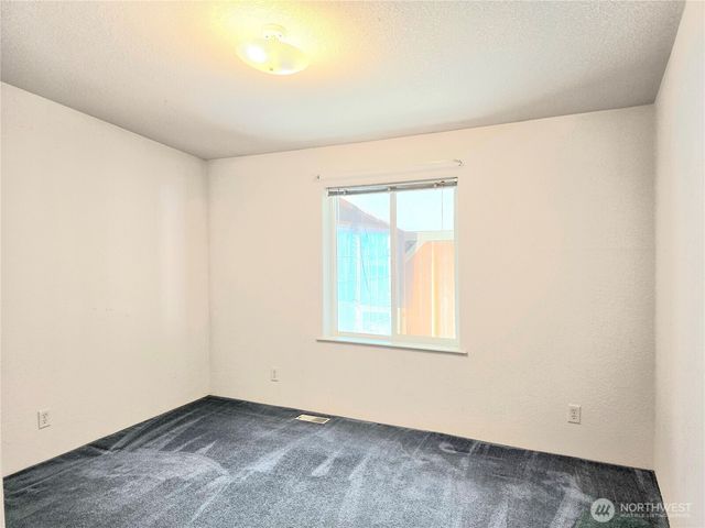 518 W Lee Avenue, Westport, WA 98595
