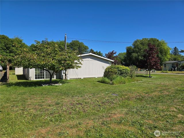 518 W Lee Avenue, Westport, WA 98595