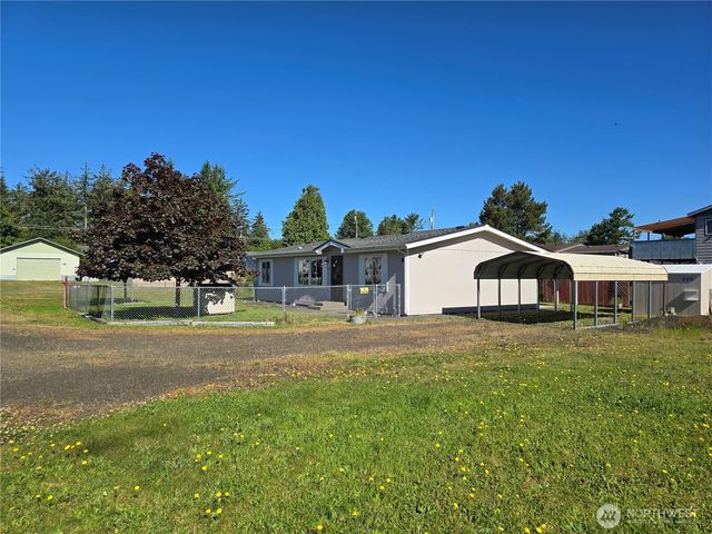518 W Lee Avenue, Westport, WA 98595