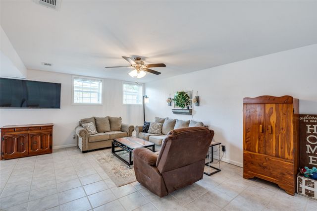 141 Stonegate Court, Bedford, TX 76022