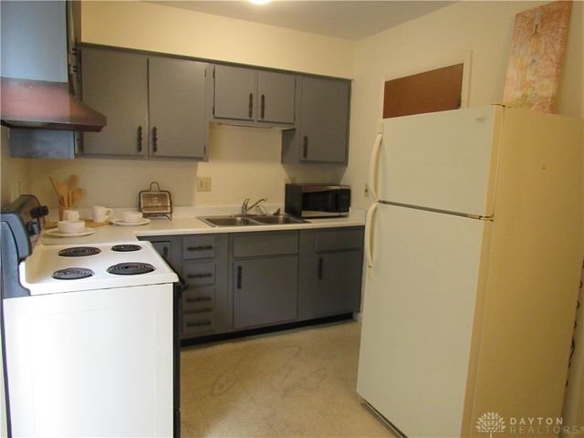 1038 Frederick Drive, Xenia, OH 45385