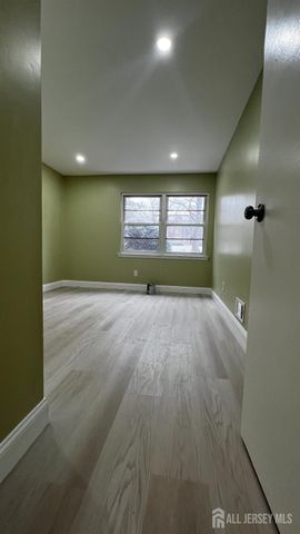 1214 Country Mill Drive, East Windsor, NJ 08512