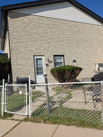 288 Dover Lane, Des Plaines, IL 60018