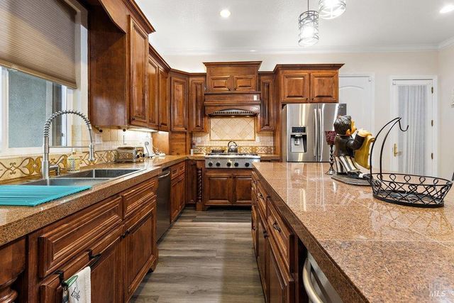 9102 Cambridge Cir, Vallejo, CA 94591