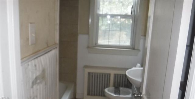 3855 Giles CIR, Norfolk, VA 23513