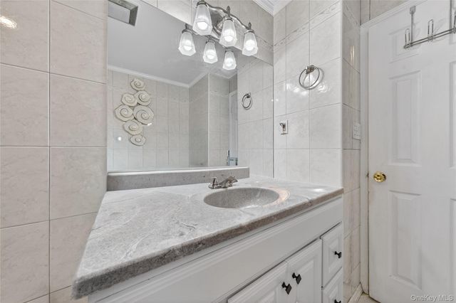 650 Northern Parkway, Uniondale, NY 11553