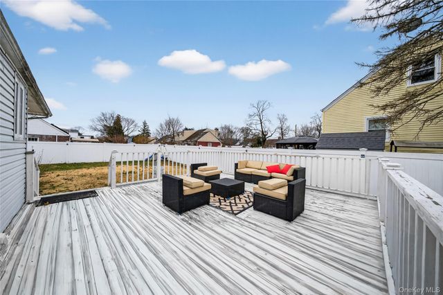 650 Northern Parkway, Uniondale, NY 11553