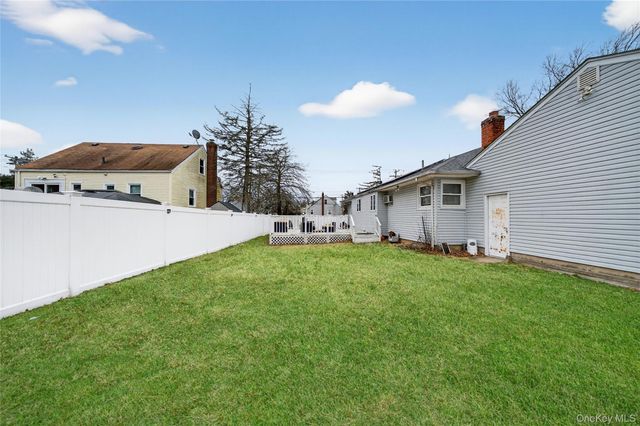 650 Northern Parkway, Uniondale, NY 11553