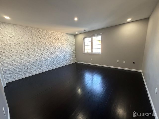 618 Lee Street, Perth Amboy, NJ 08861