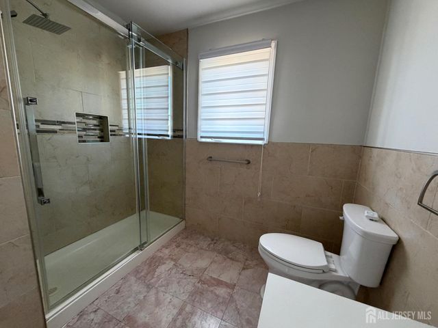 618 Lee Street, Perth Amboy, NJ 08861