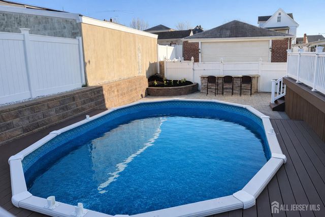 618 Lee Street, Perth Amboy, NJ 08861