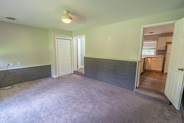 129 Grove Park Drive, Bristol, TN 37620