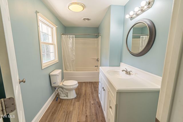 129 Grove Park Drive, Bristol, TN 37620