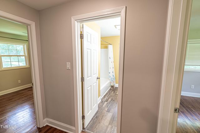 129 Grove Park Drive, Bristol, TN 37620