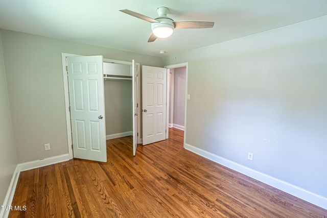 129 Grove Park Drive, Bristol, TN 37620