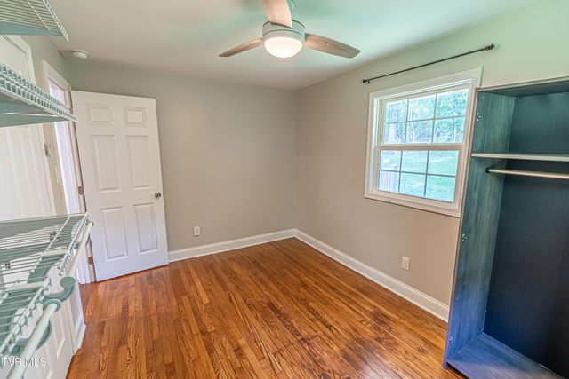 129 Grove Park Drive, Bristol, TN 37620