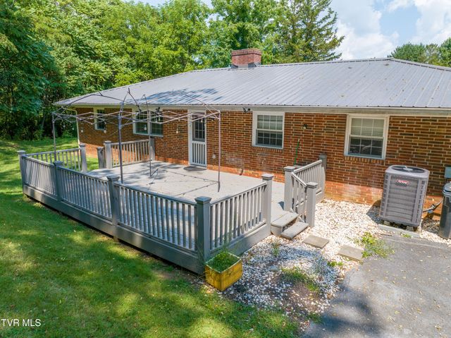 129 Grove Park Drive, Bristol, TN 37620