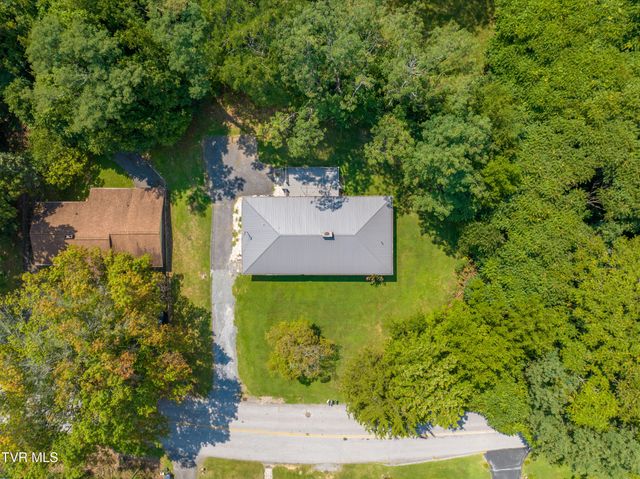 129 Grove Park Drive, Bristol, TN 37620