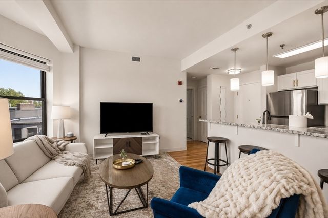 636 Beacon 502, Boston, MA 02215