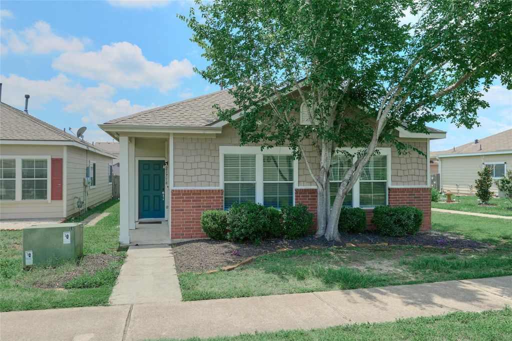 21718 Grassy Hill Lane, Spring, TX 77388