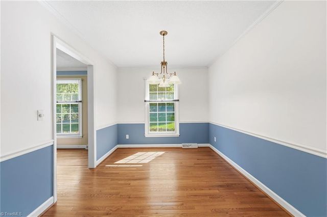1714 Valley Brook Road, Clemmons, NC 27012