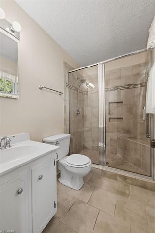 1714 Valley Brook Road, Clemmons, NC 27012
