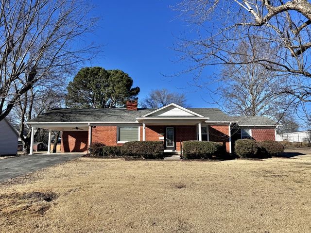 211 Church St, Loretto, TN 38469