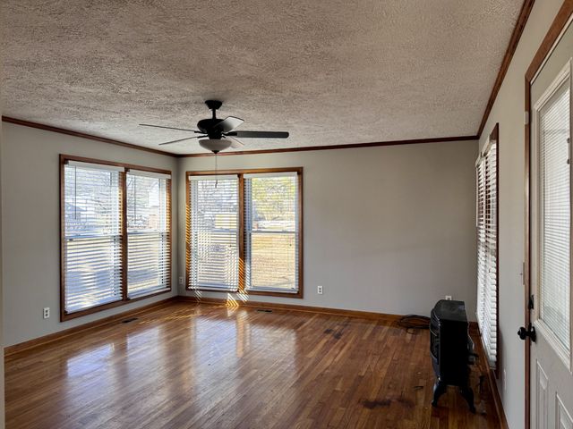 211 Church St, Loretto, TN 38469