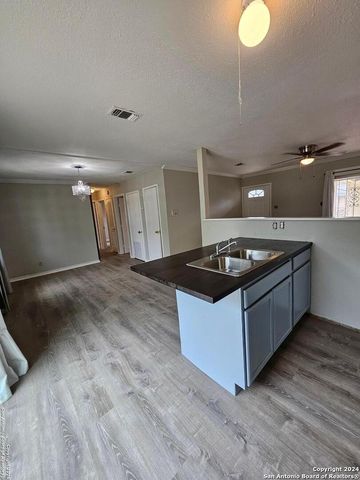 7311 REMUDA DR, San Antonio, TX 78227