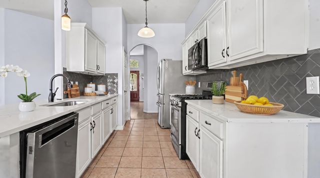 8330 Rusty Blackhaw Lane, Baytown, TX 77523