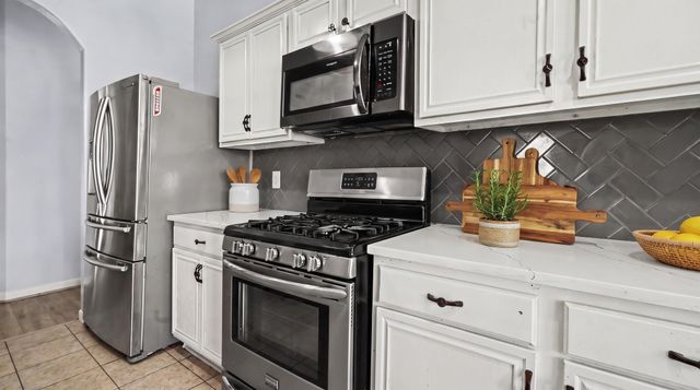8330 Rusty Blackhaw Lane, Baytown, TX 77523