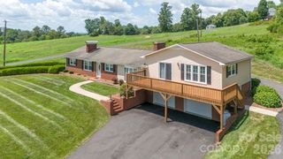 2053 Boiling Springs Road, Purlear, NC 28665
