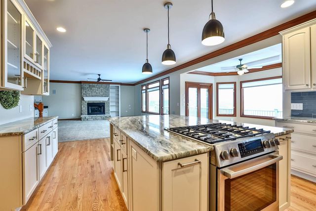 2316 Pinnacle Court, Hebron, KY 41048