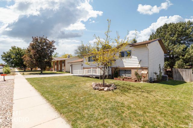 1131 N 575 W, Clinton, UT 84015