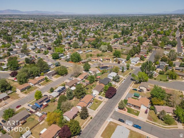 1131 N 575 W, Clinton, UT 84015
