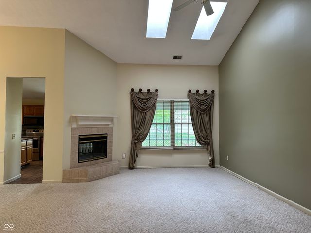 17934 Village Way N, Noblesville, IN 46062