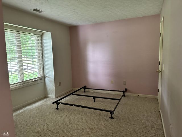 17934 Village Way N, Noblesville, IN 46062