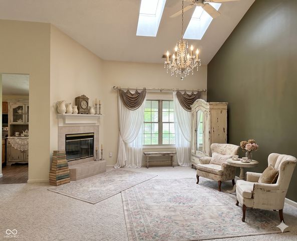 17934 Village Way N, Noblesville, IN 46062
