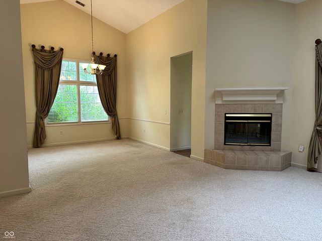 17934 Village Way N, Noblesville, IN 46062