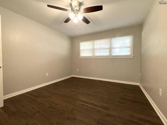 721 MAPLE STREET, Burkburnett, TX 76354