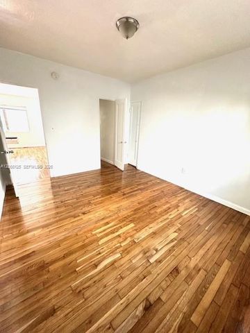 821 W 39th Street 2, Miami Beach, FL 33140
