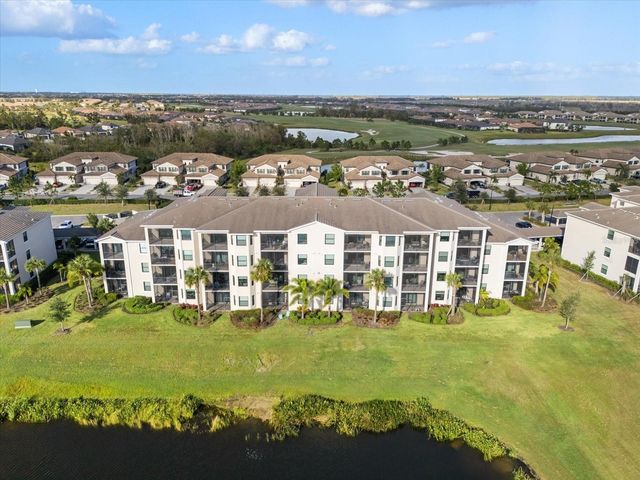 17704 GAWTHROP DRIVE 207, Bradenton, FL 34211