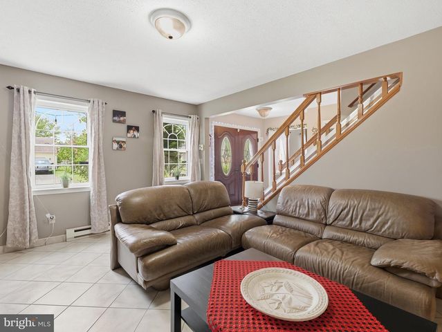 3526 TURNBERRY DRIVE, Chambersburg, PA 17202