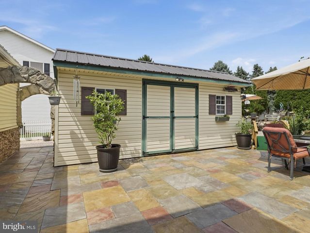 3526 TURNBERRY DRIVE, Chambersburg, PA 17202