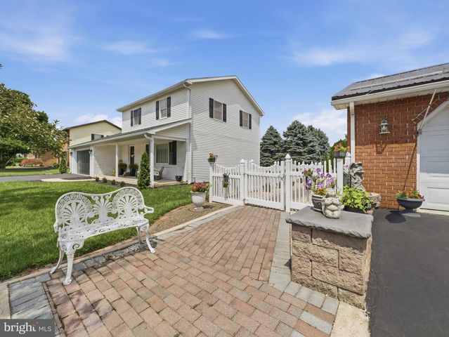 3526 TURNBERRY DRIVE, Chambersburg, PA 17202